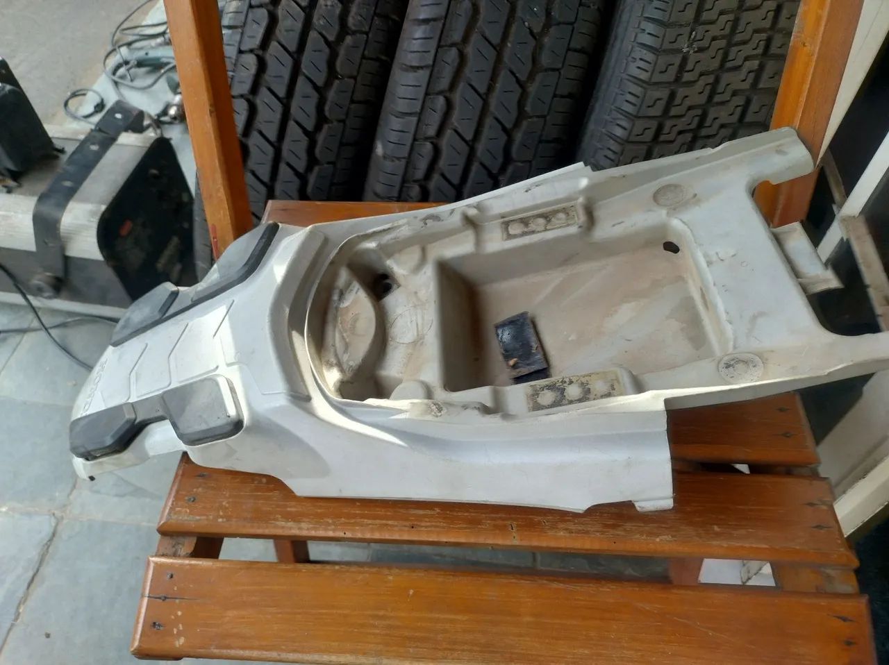 Carenagem rabeta traseira (bagageiro) da Honda Bros 160 - Foto 6