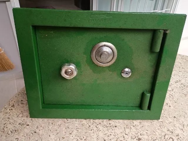 Cofre de parede embutir 