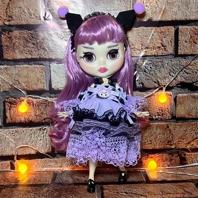 Boneca Blythe Customizada Custom Com Roupas e Sapatos Inspirada na Kuromi
