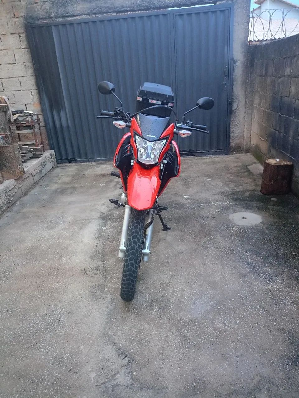 MOTO DE SEGUNDO DONO