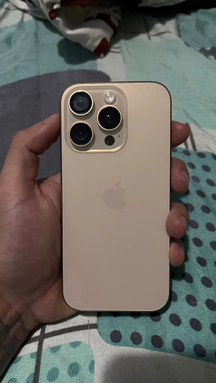 iPhone 16 pro  - Foto 2