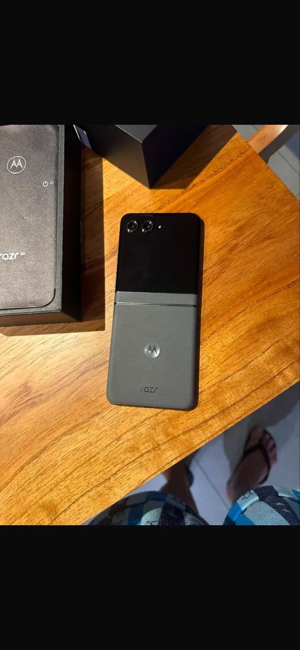 CELULAR MOTOROLA RAZR 50 5G 12/512 - Foto 2