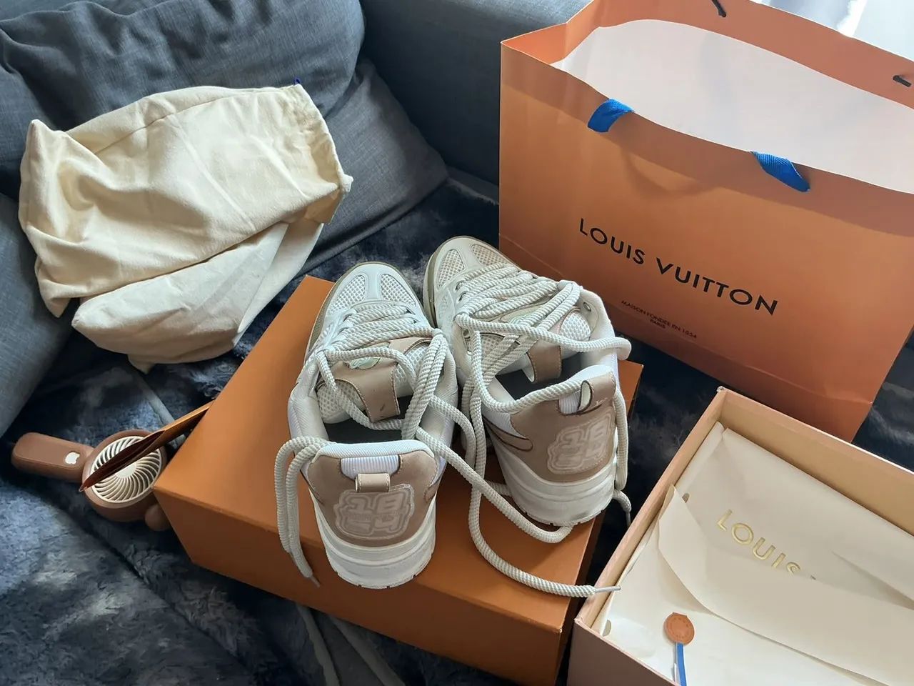 Tênis Louis Vuitton ( Original) - Foto 3