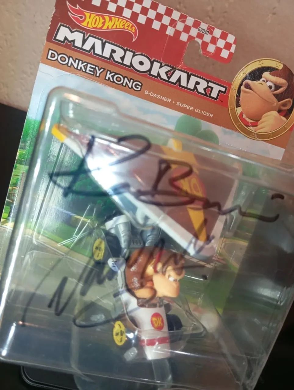 Hot Wheels Miniatura Mario Kart Donkey Kong - ASSINADA - Foto 2