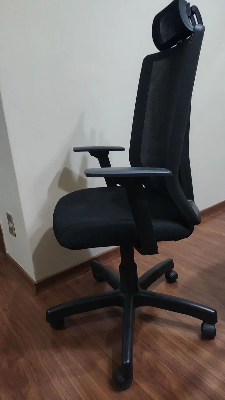 Cadeira giratória presidente  - Foto 4