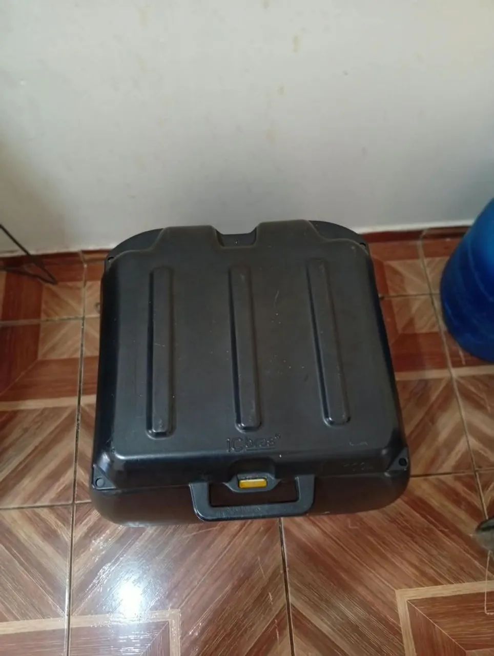 Baú 100 litro 