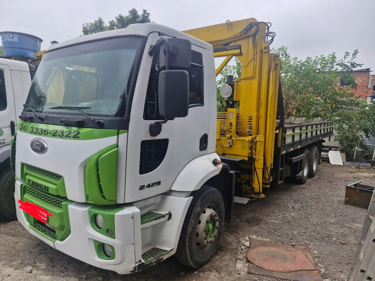 Ford 2429 com munck PHD de 40 t