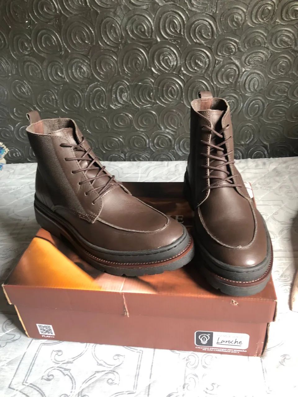 Bota Couro Laroche (40) - Foto 2