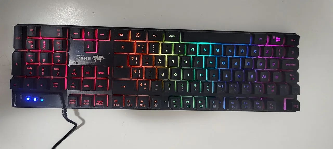 Teclado Gamer  KNUP KP-2050