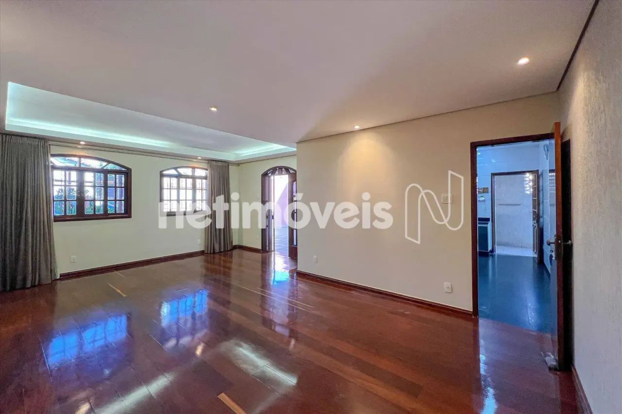 Casa colonial 4 quartos no Serrano | Piscina, sauna e 4 Vagas. - Foto 5