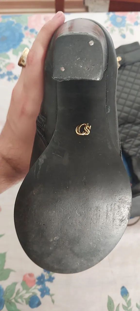 Bota preta Carmen Steffens - Foto 5