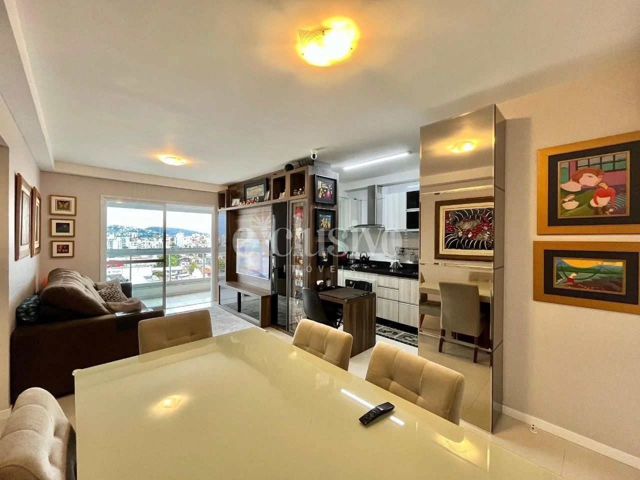 Apartamento 2 dormitórios em Condomínio Clube