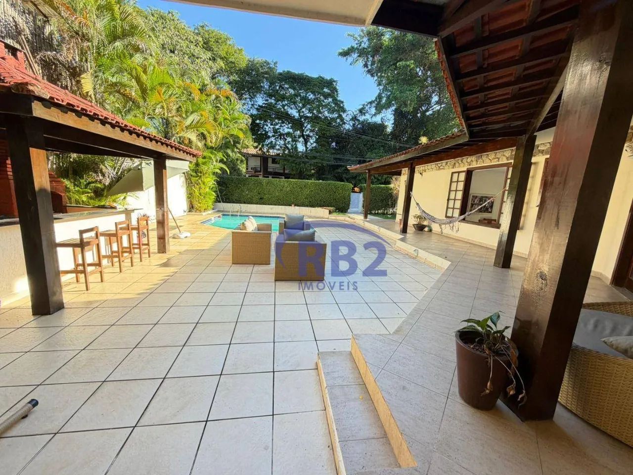 Casa de 4 quartos com 2 suítes e 2 vagas - Foto 4