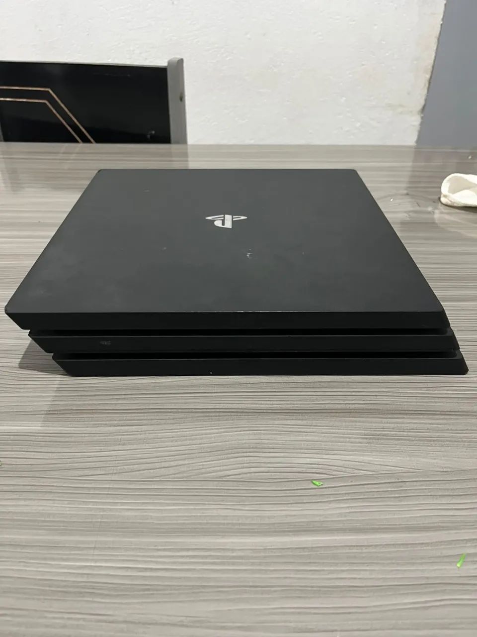 PS4 pro 3 controles - Foto 3