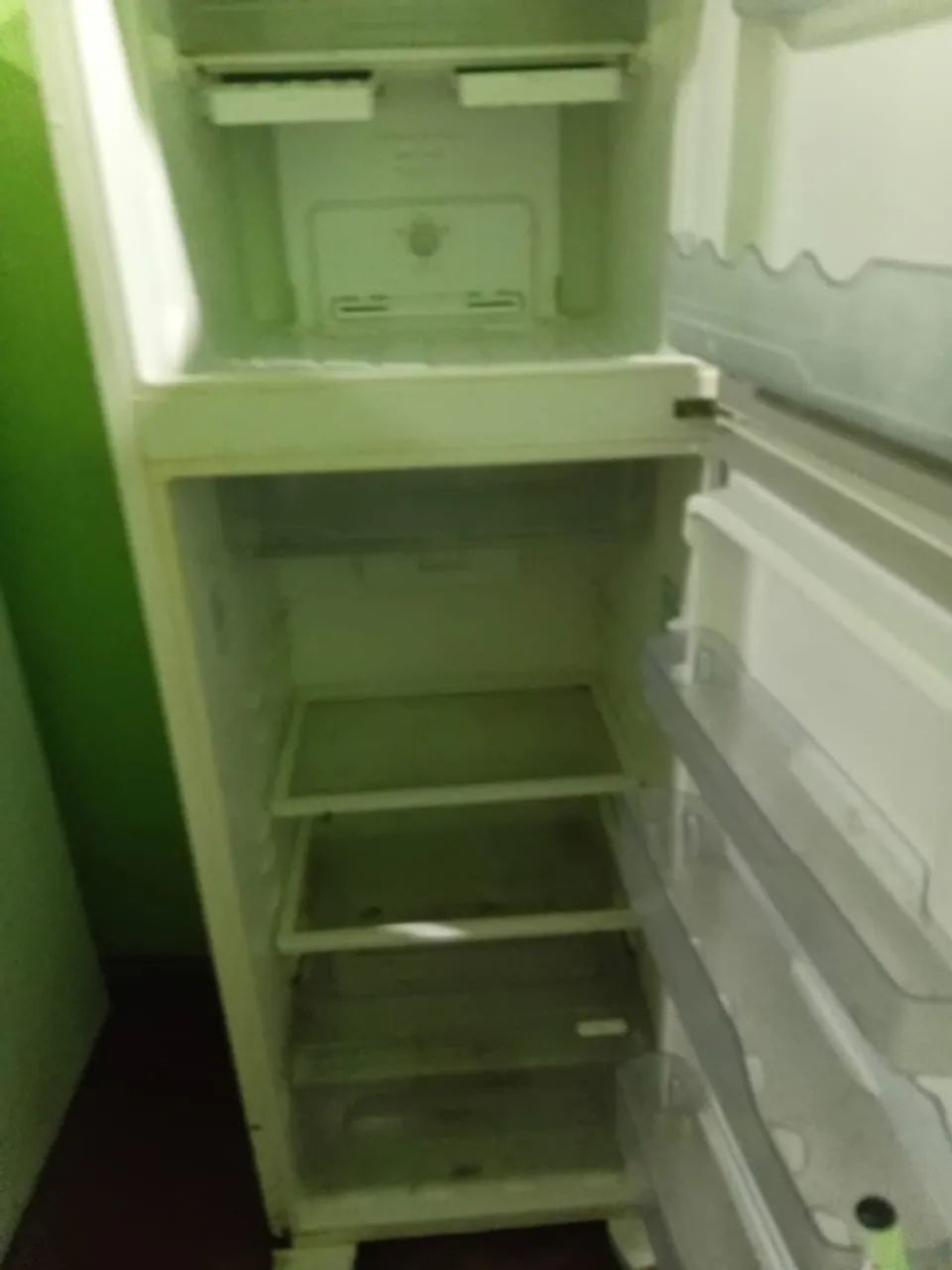 Geladeira Eletrolux 280litro - Foto 2