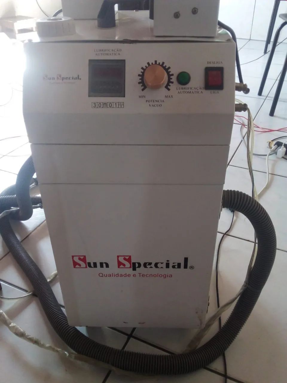 Máquina arrematar fios - Foto 4