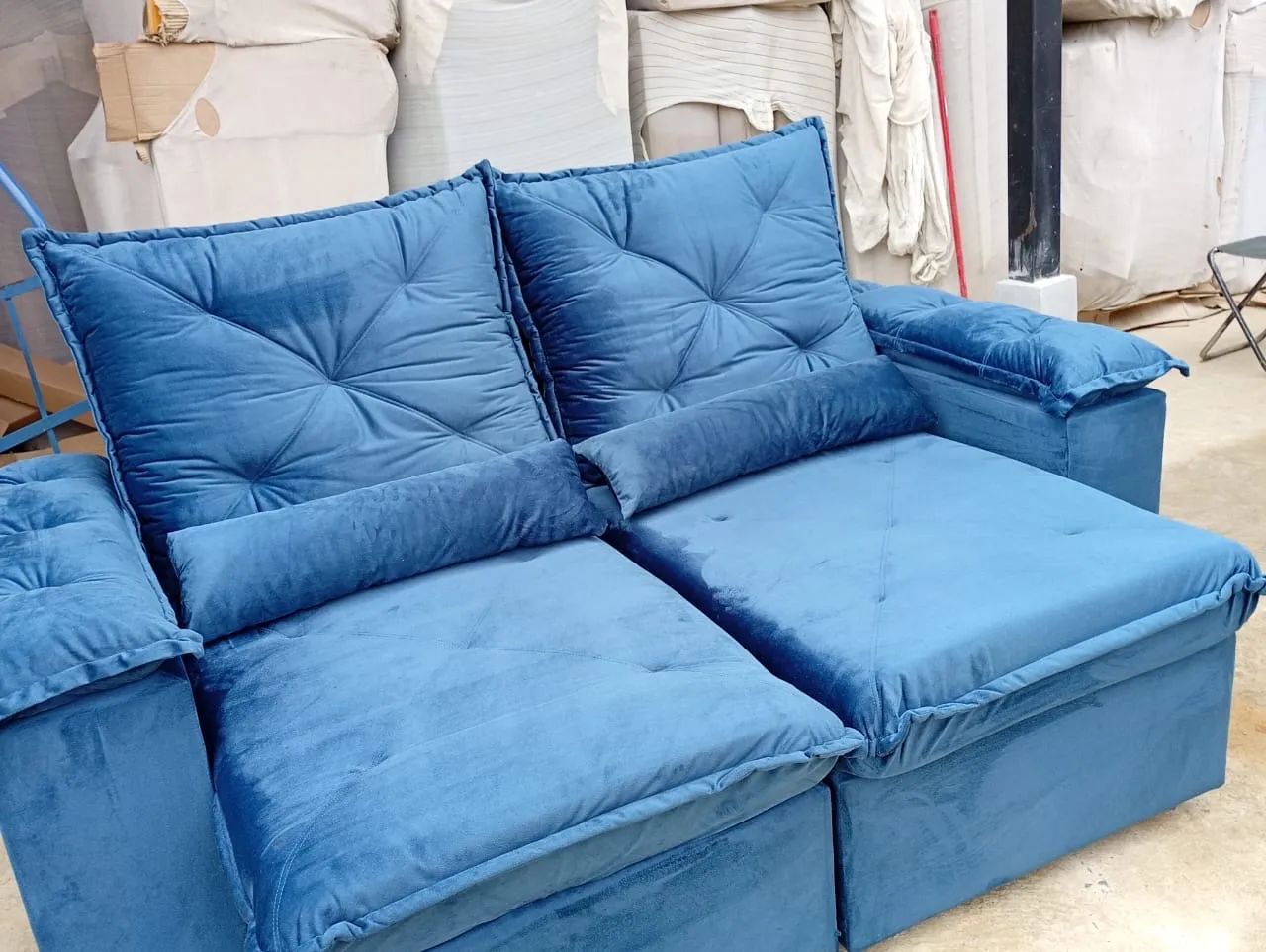Sofa retratil 2,00 azul lindo novo !!