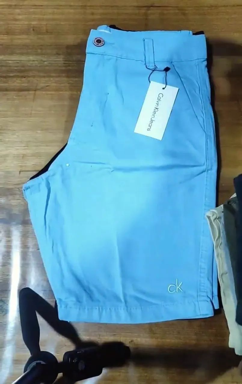 Bermudas Sarja *Calvin Klein*   - Foto 5