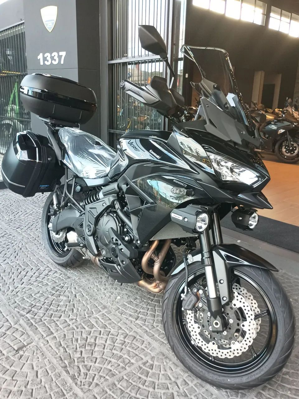 VERSYS 650 TOURER 2026 ZERO KM** - Foto 3