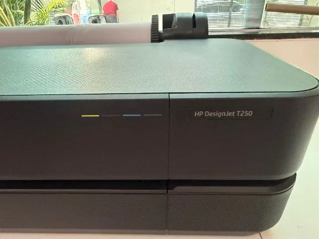 Plotter HP DesignJet T250 - Impressora para projetos - Foto 3