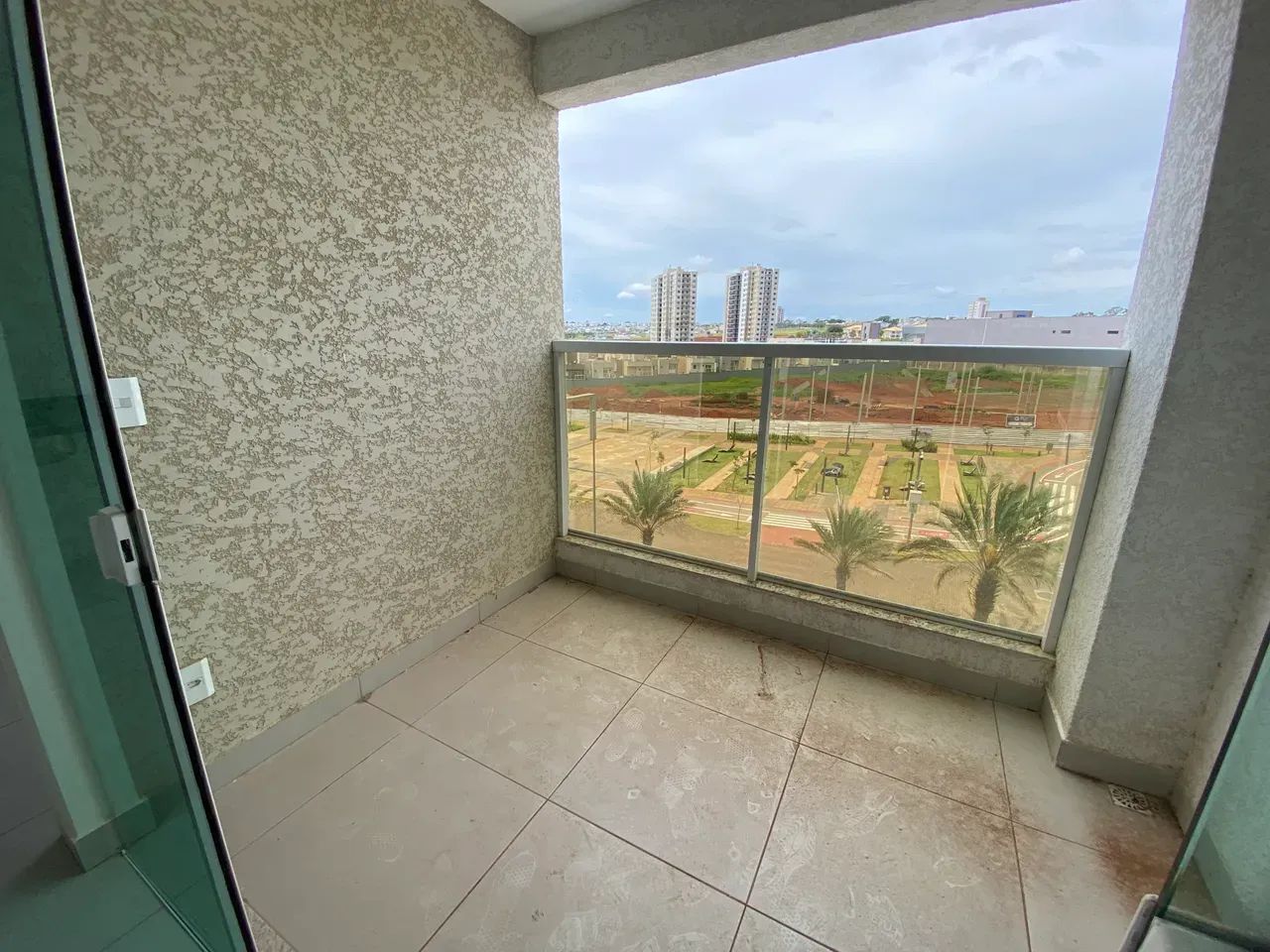 Apartamento 2 quartos com suíte no Granja Marileusa - Foto 2