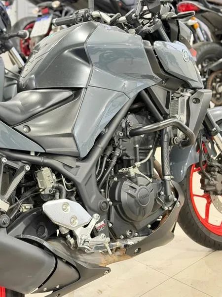 YAMAHA MT03 ABS 2023 - Foto 3
