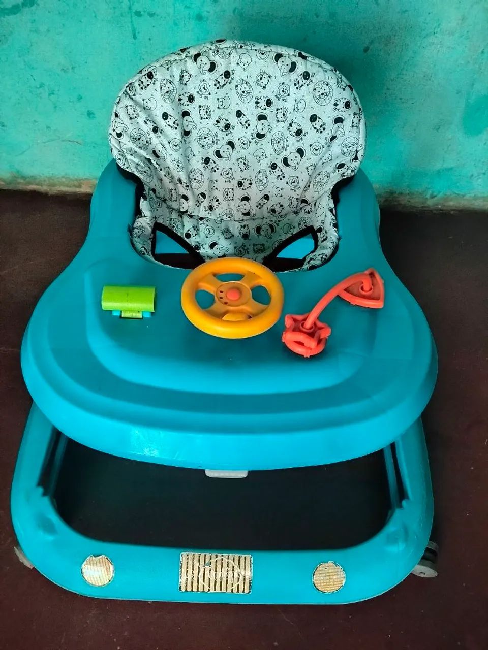 Vende se 1 andador 