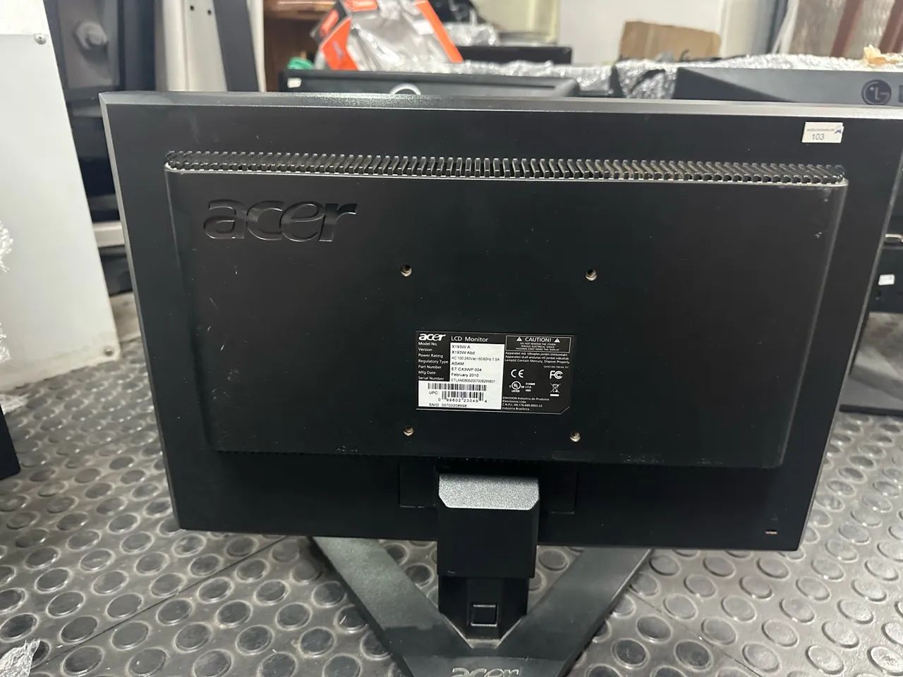 Monitor Acer 19" Widescreen (Modelo X193W) - Bom para Escritório e Tarefas Básicas - Foto 2