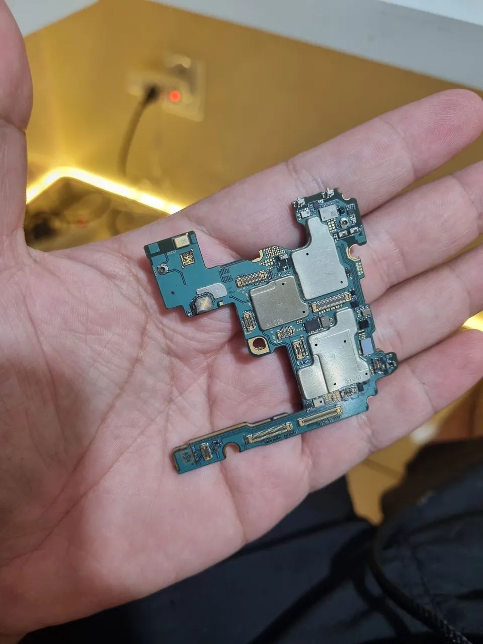 Placa s22 Ultra / retirada de peças 