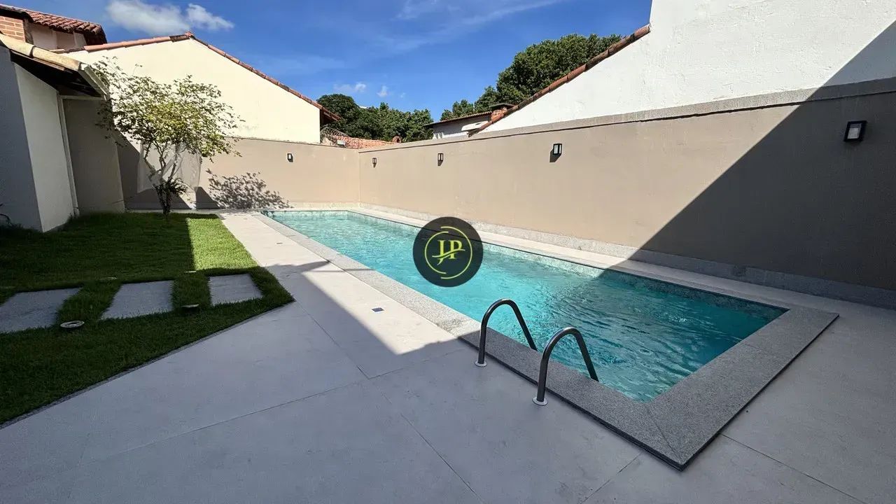 CASA LINEAR DE 03 QUARTOS/SUÍTE COM QUINTAL E PISCINA NA MATA DA PRAIA - Foto 2