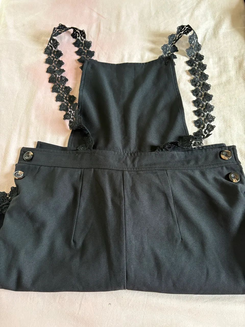 Roupas seminovas - Foto 2