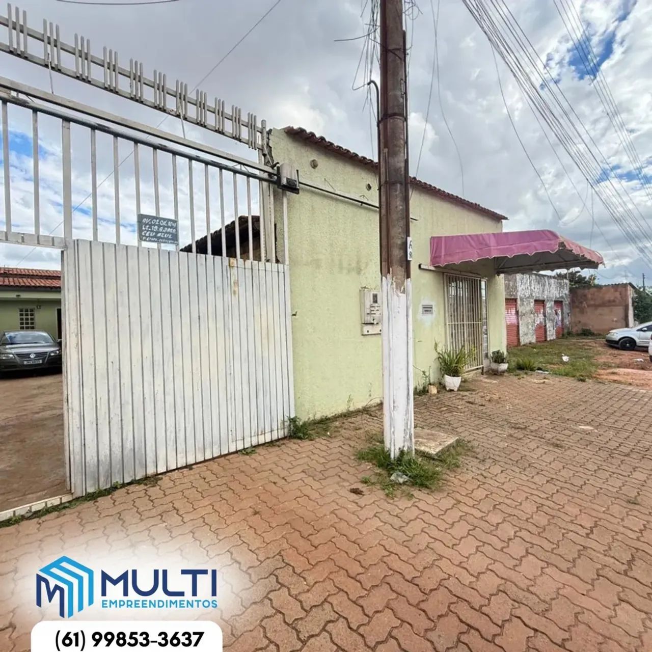 3 Quartos sendo 1 suíte - Sala ampla com 2 ambientes - Aceita veículo - Foto 2