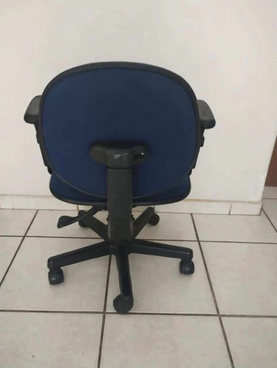 Cadeira de escritório  - Foto 4