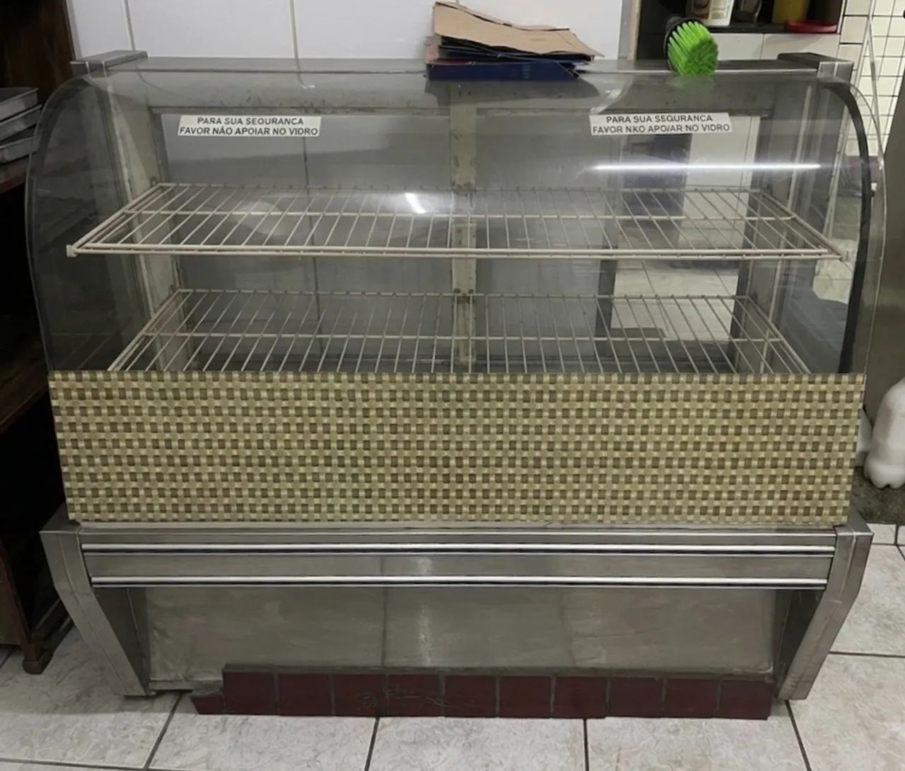 BALCÃO EXPOSITOR + BALCÃO REFRIGERADO + BALCÃO CAIXA COM EXPOSITOR PARA COMÉRCIO  - Foto 3