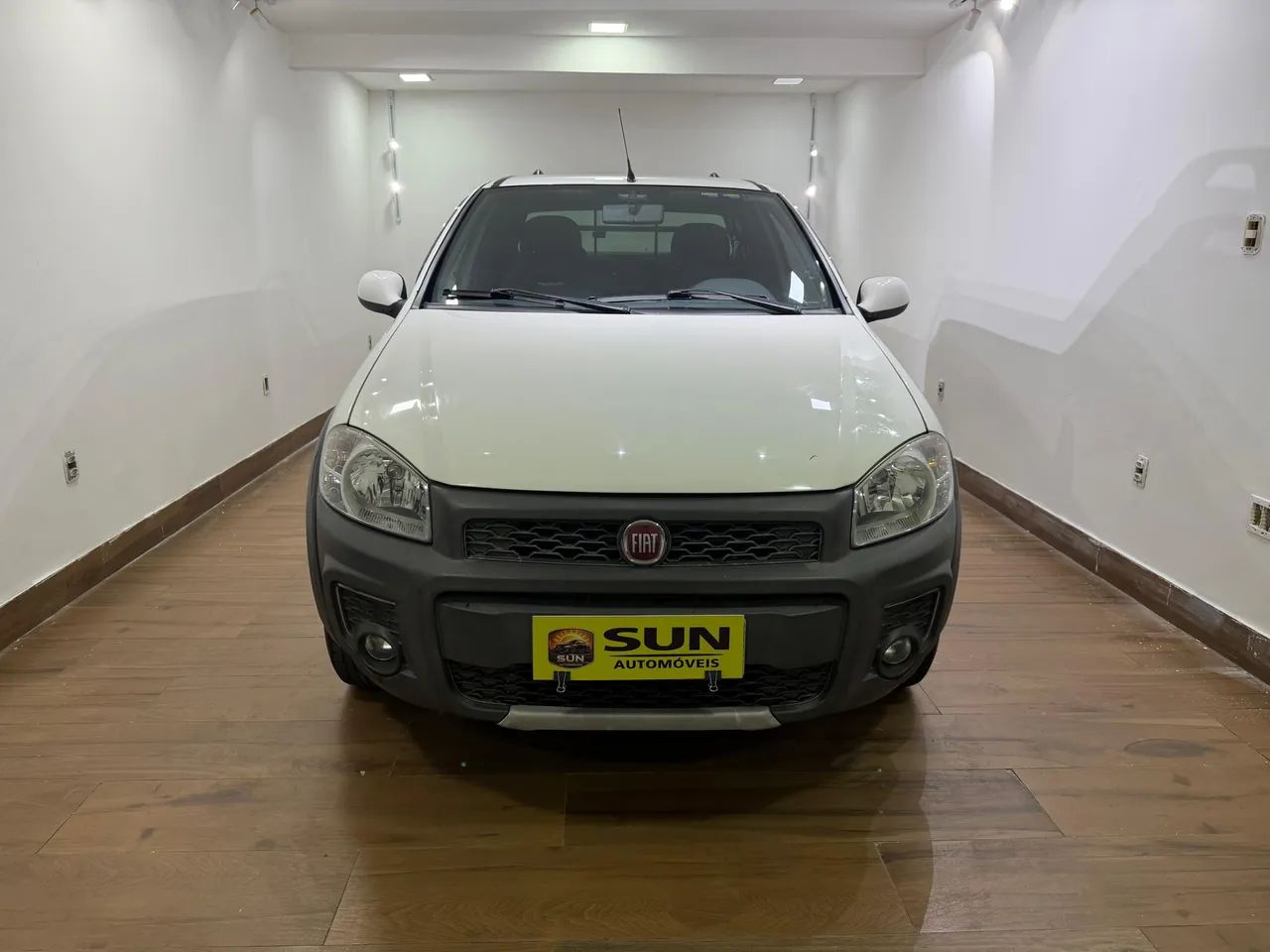 Fiat Strada Freedom 1.4 Flex 8V CD 2020 - Foto 2