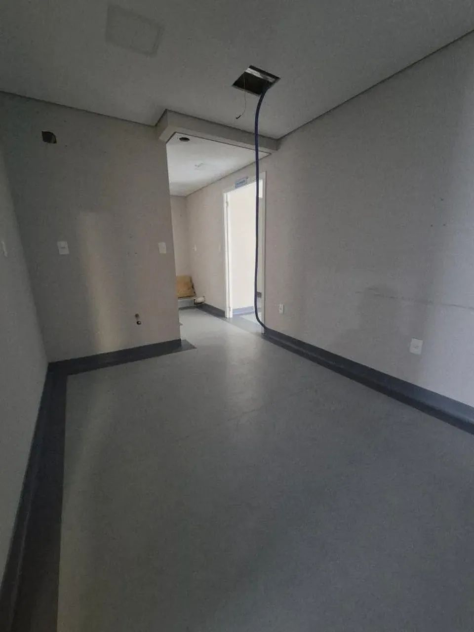 SALA COMERCIAL no CENTRO com 0 quartos para VENDA, 127 m² - Foto 4