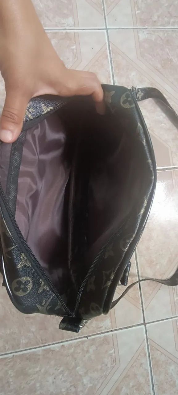 Bolsa nova com 5 bolsos  - Foto 4