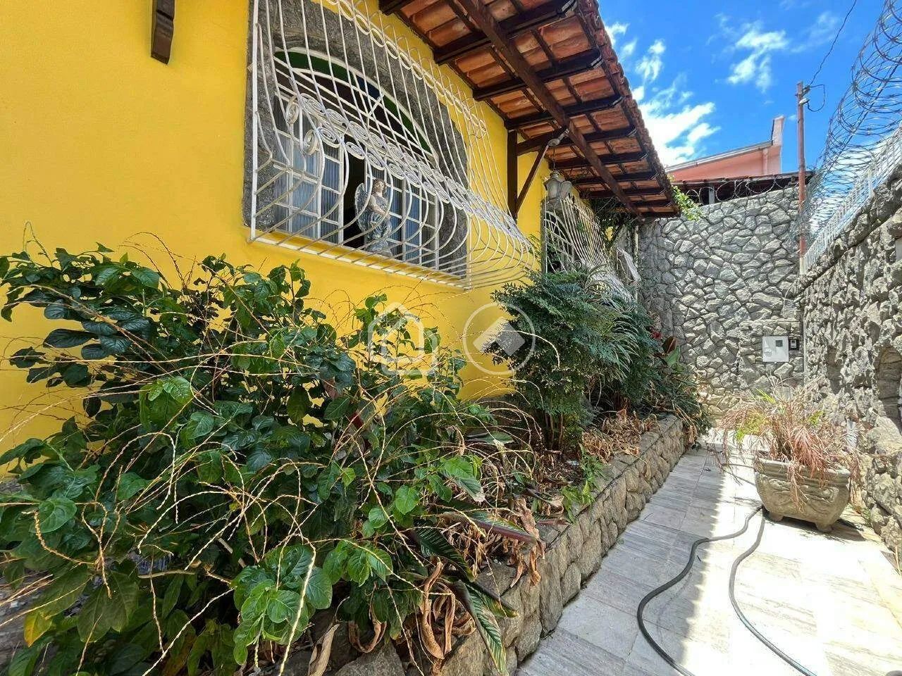 Casa Para Alugar no Bairro Padre Eustáquio!
