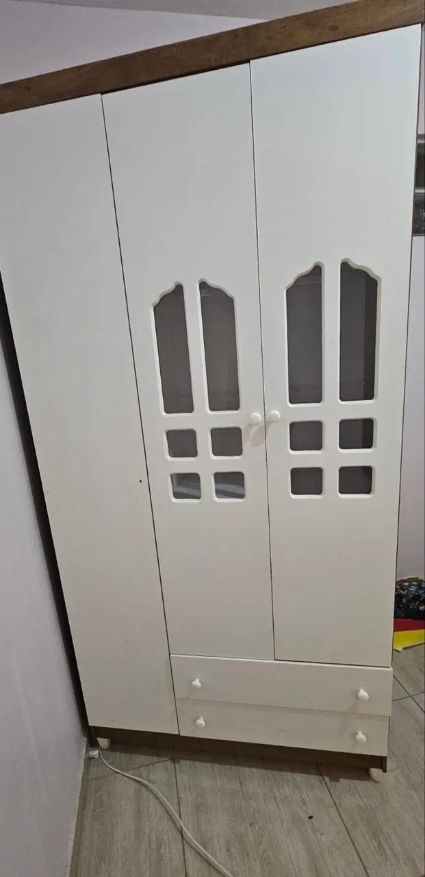 Vendo guarda-roupa 