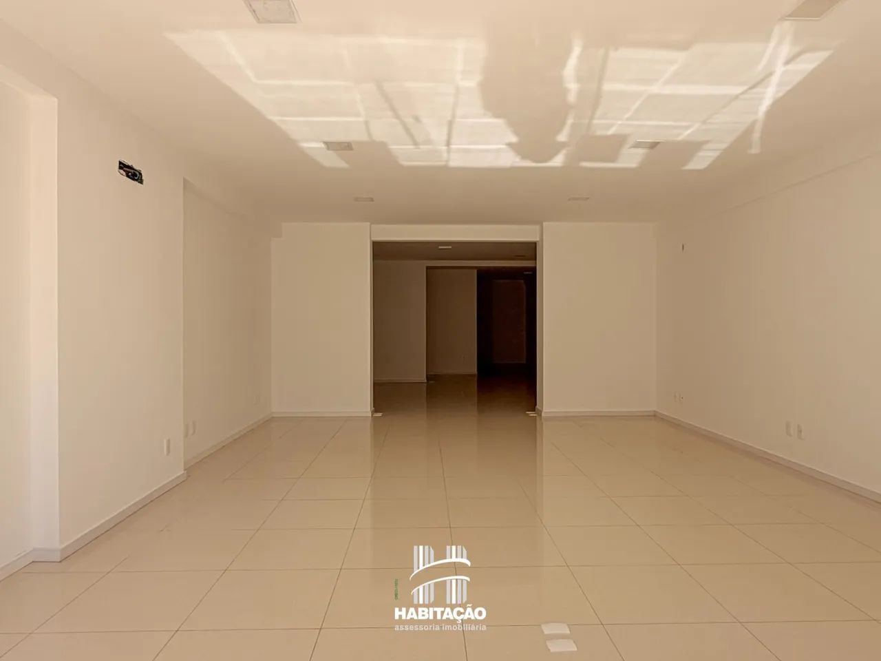 Sala comercial com 110 m² e vitrine de destaque | Vila Nova - Foto 5