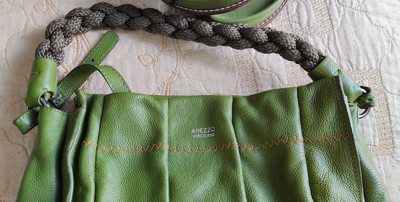 Conjunto bolsa e sandália de couro legítimo Arezzo  - Foto 3