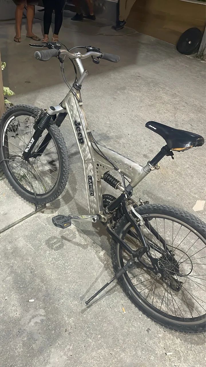 Bicicleta Jeep comanche limited  - Foto 2