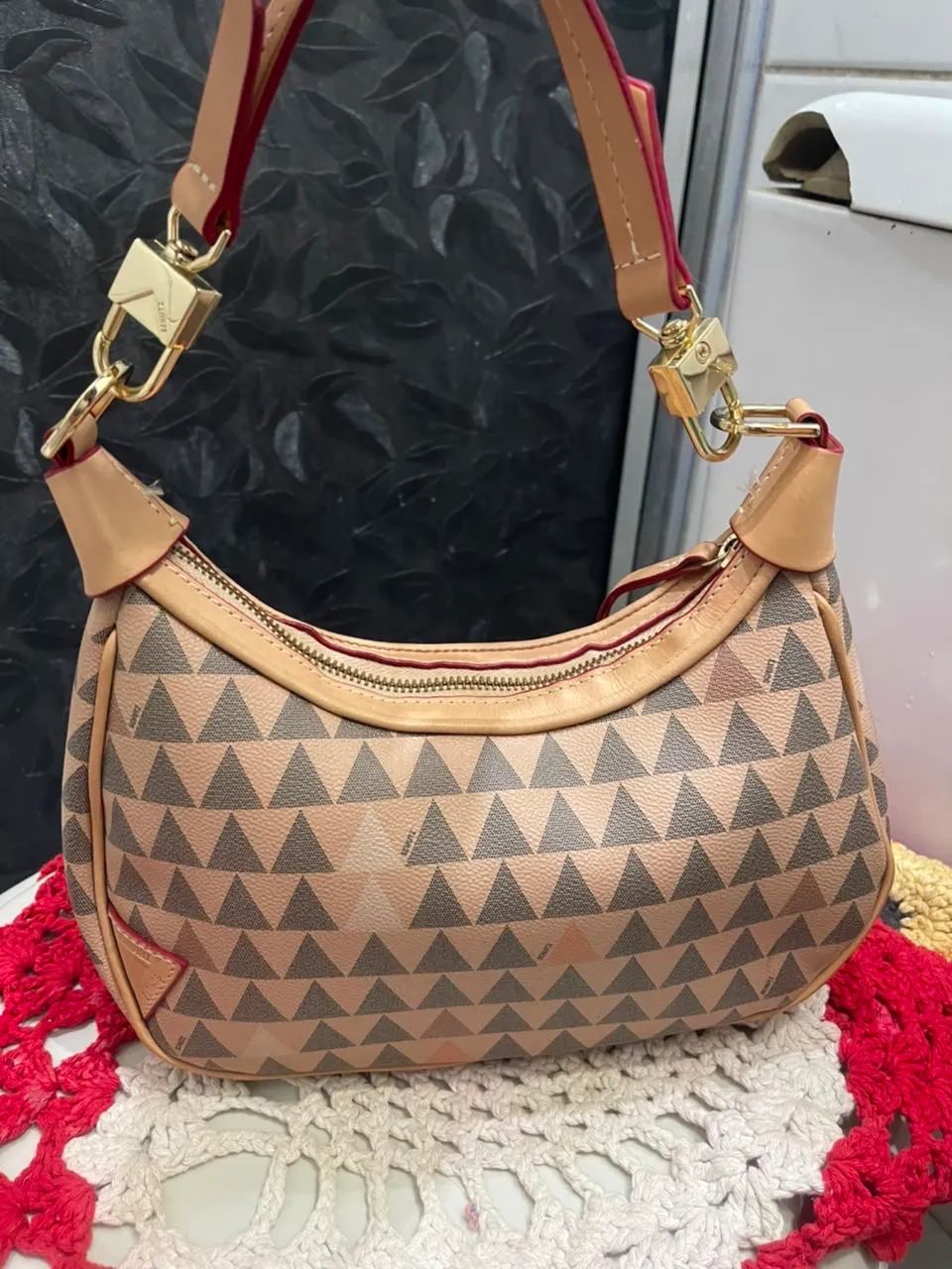 Bolsa Schütz triangle  - Foto 2
