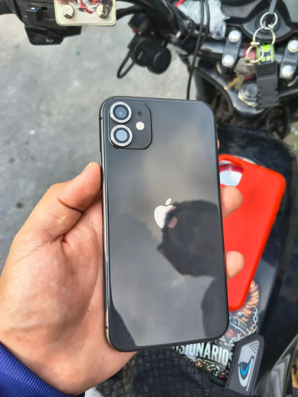 iPhone 11 128G - Foto 2