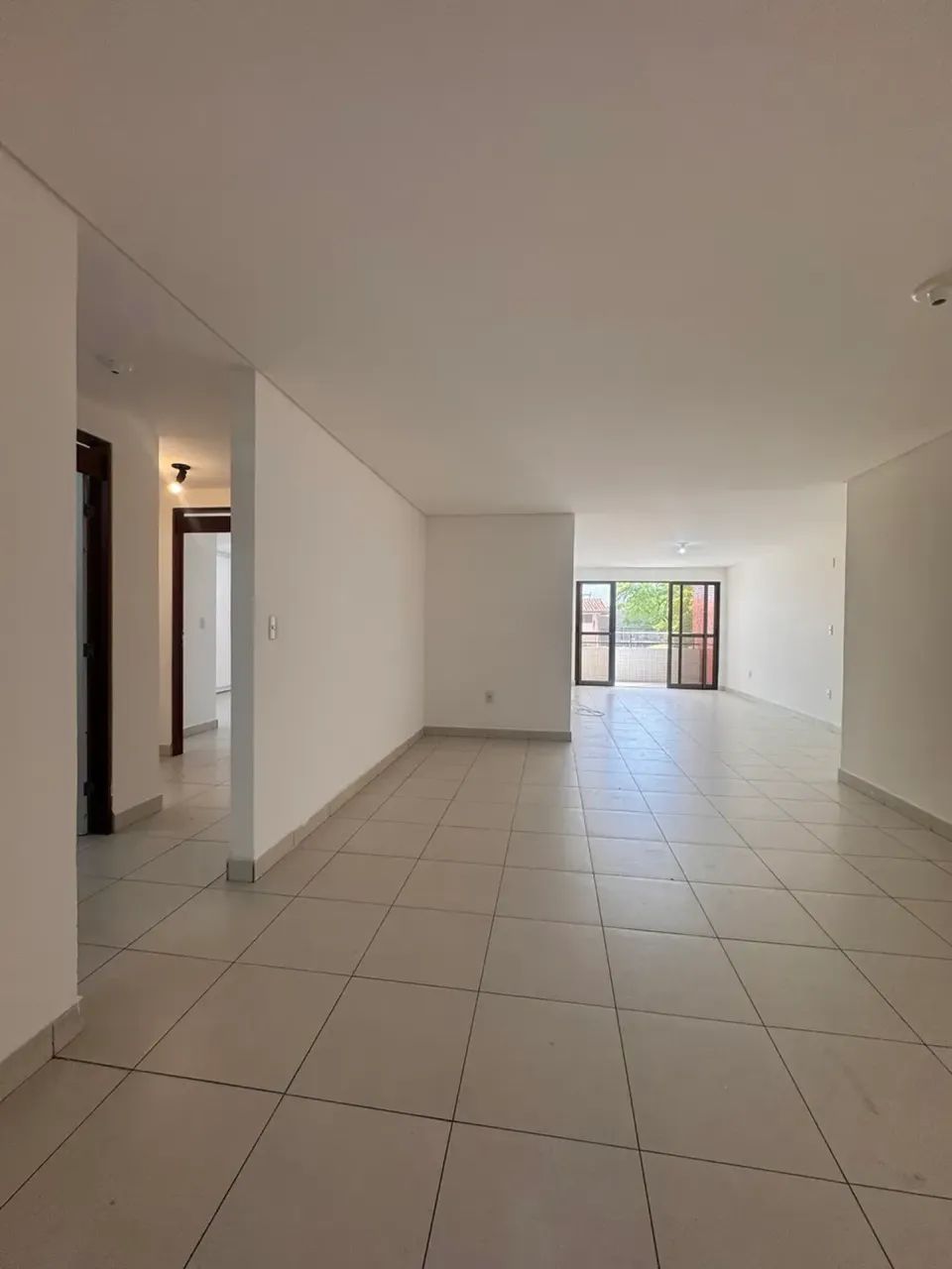 Excelente apartamento com 4 suites + dce