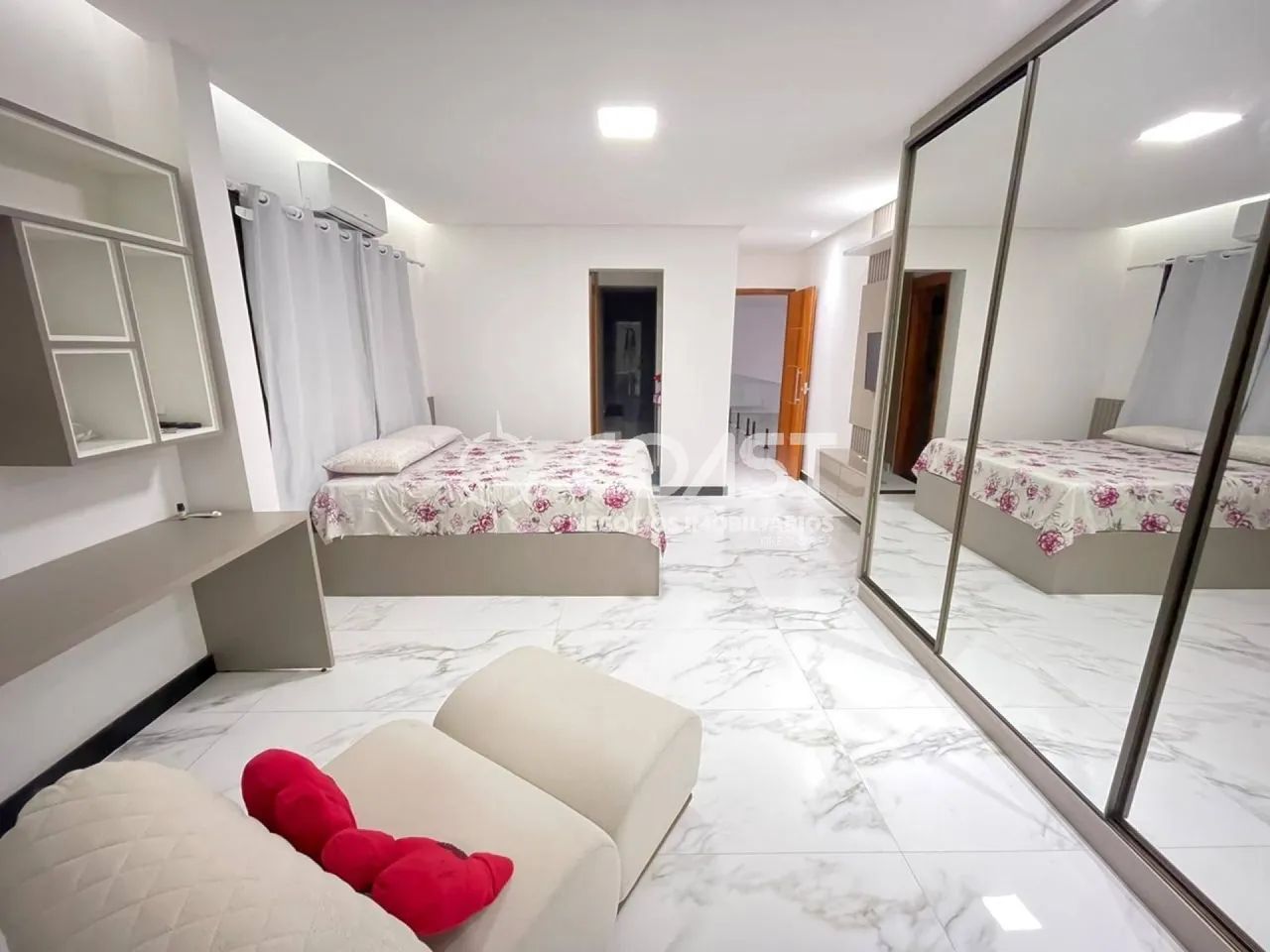Vendo excelente casa aconchegante com 3 quartos, e área de lazer. - Foto 5