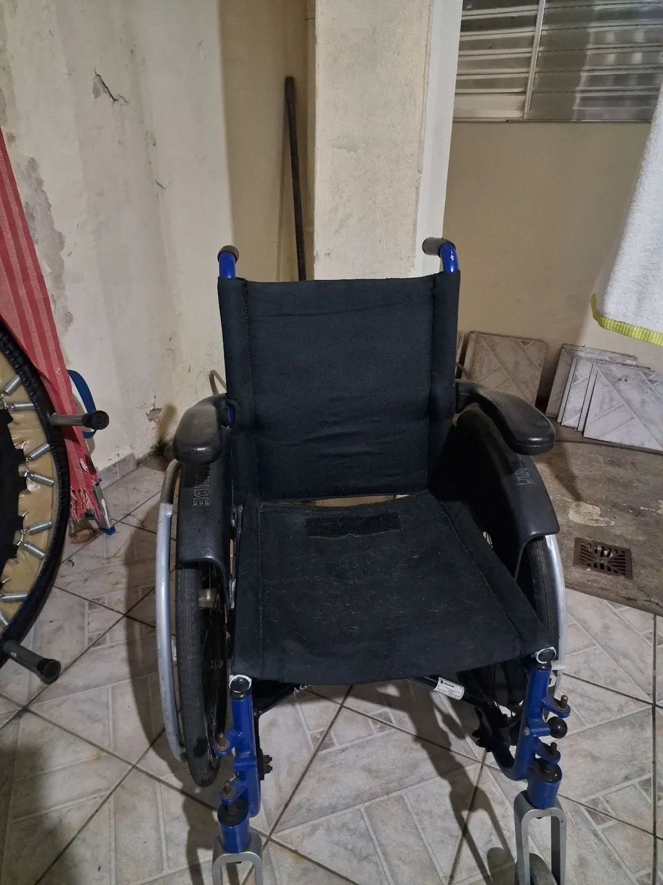 Cadeira de rodas  - Foto 3