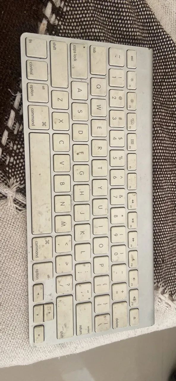 Teclado para Mac apple com algumas teclas não estão funcionando 