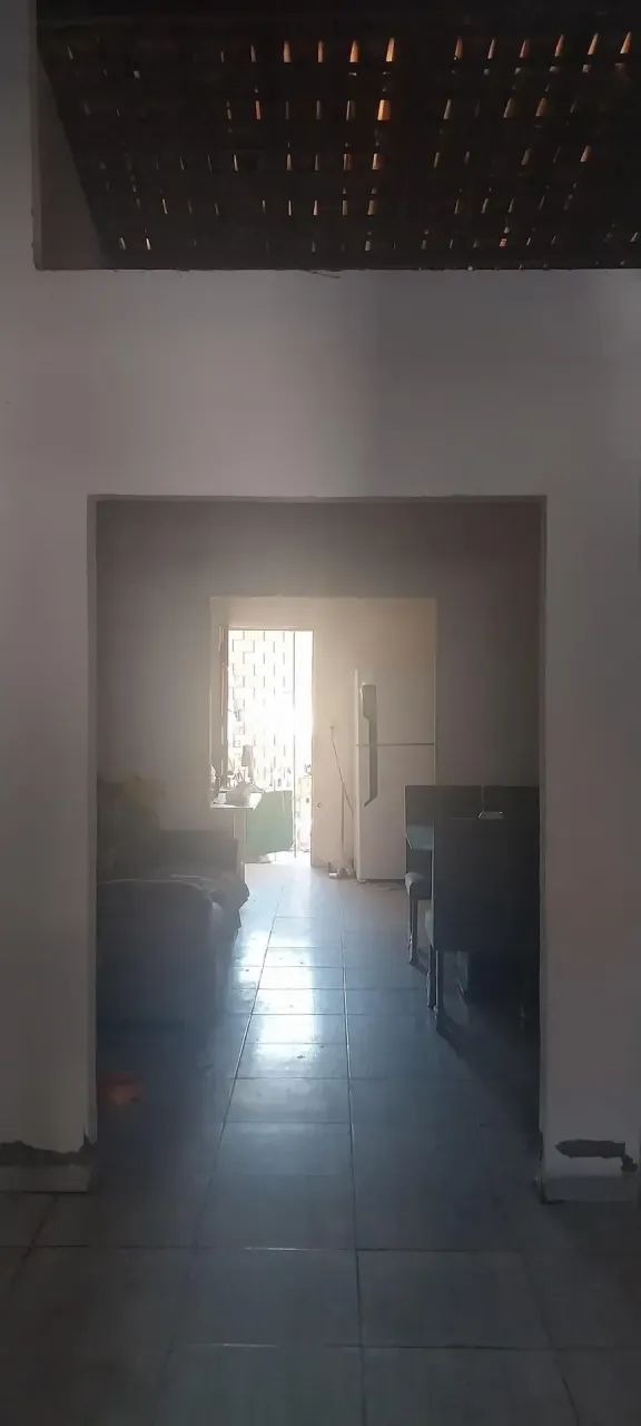 Vendo casa no bairro Santos Dumont - Foto 3