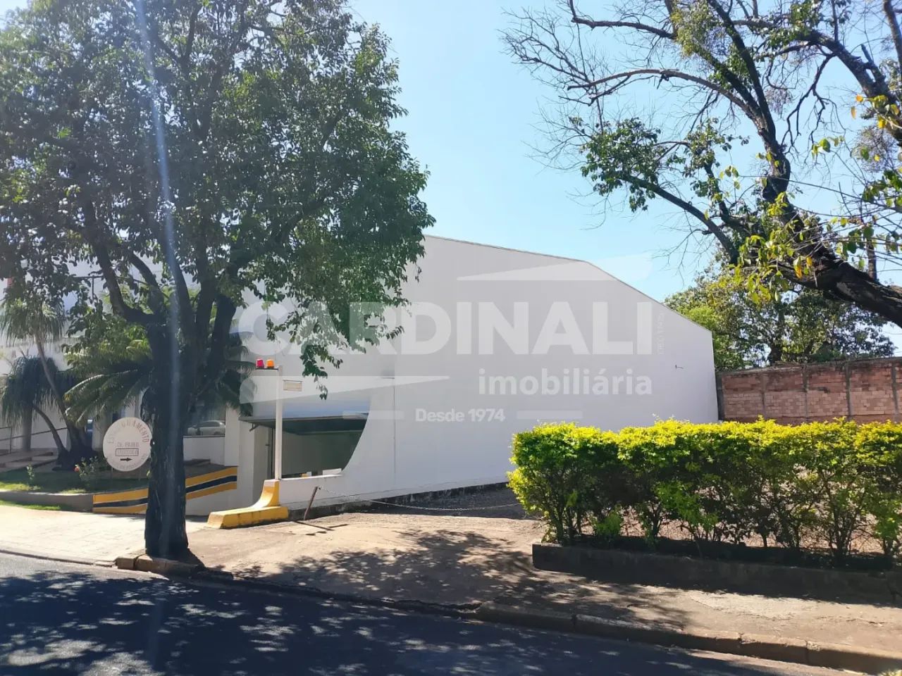 Terreno comercial, com excelente localização próximo comércio.